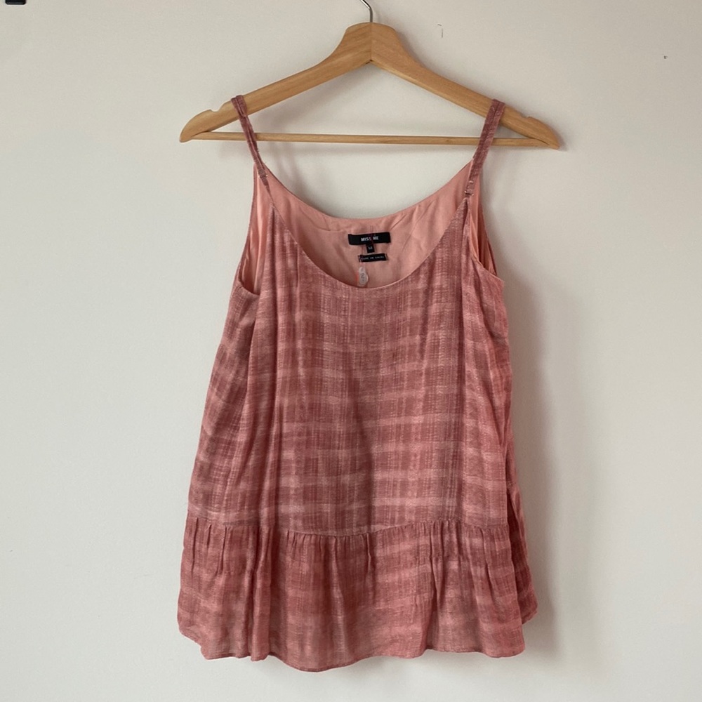 Sleeveless rose pink flowy tank top
